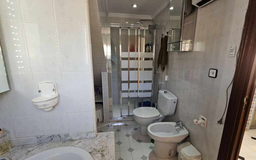 Detached Villa Alhaurín de la Torre Málaga - image 11