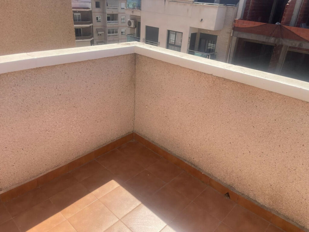 Penthouse Torrevieja Alicante - image 4