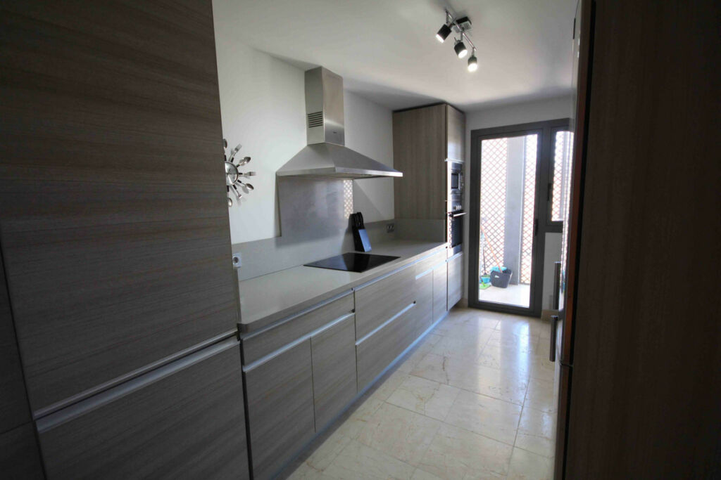 Middle Floor Apartment Benahavís Málaga - image 13