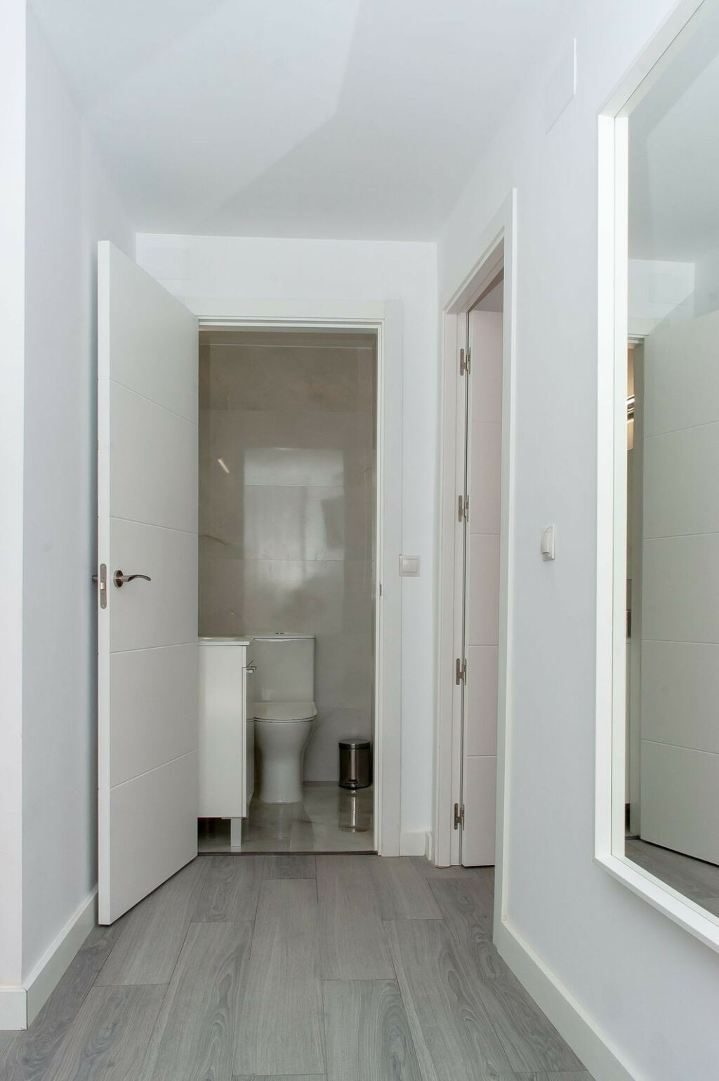 Middle Floor Apartment Fuengirola Málaga - image 11