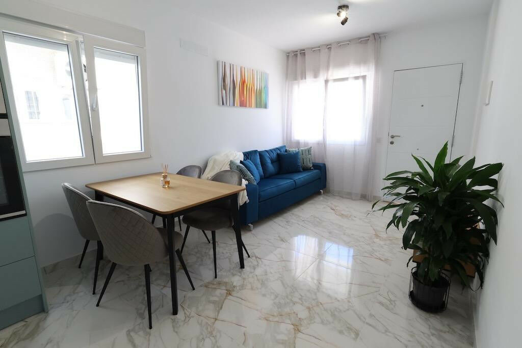 Townhouse San Luis Alicante - image 11