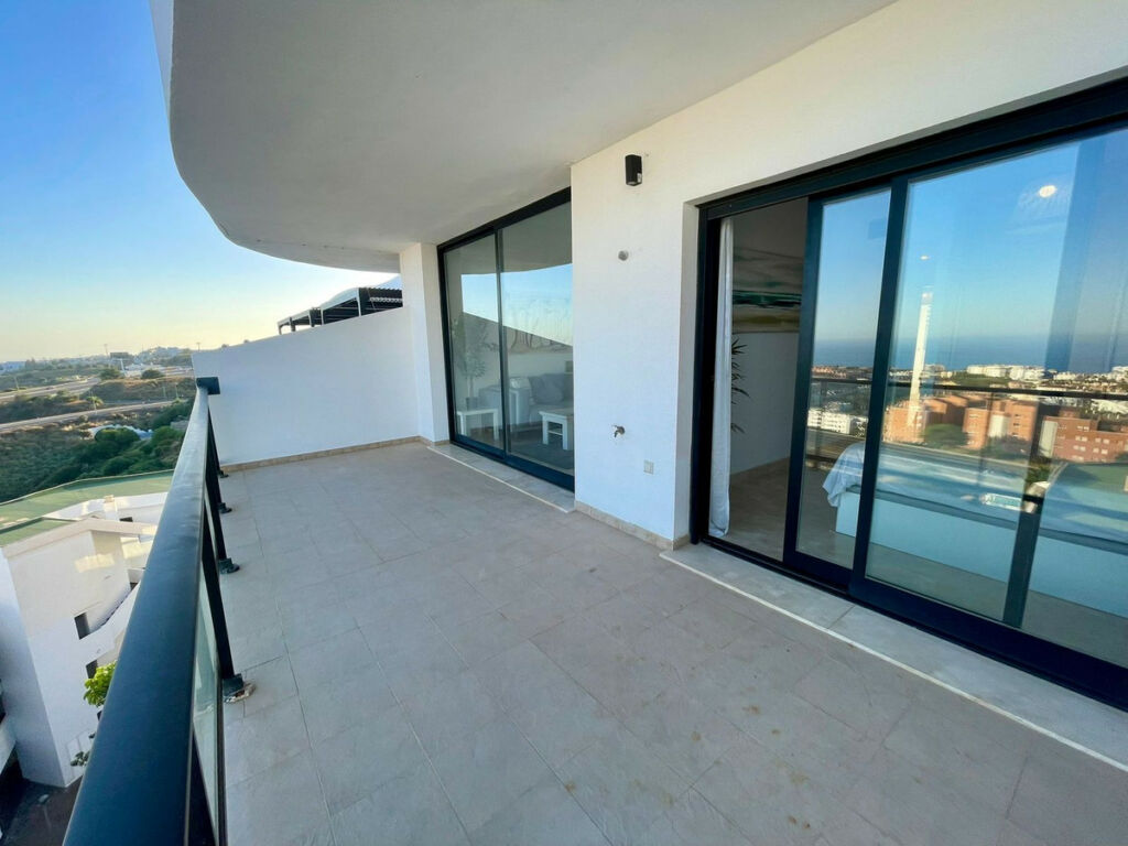 Middle Floor Apartment Riviera del Sol Málaga - image 12