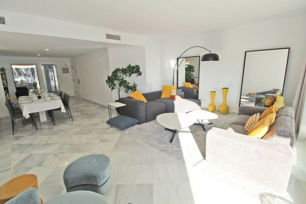 Penthouse Duplex The Golden Mile Málaga - image 11
