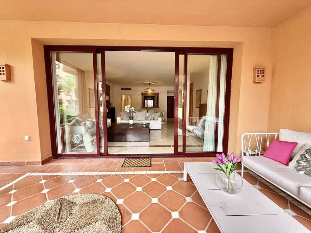 Ground Floor Apartment San Pedro de Alcántara Málaga - image 11