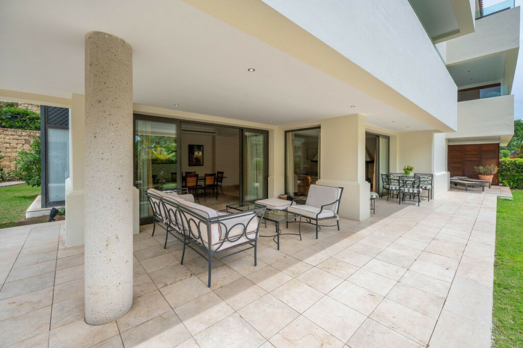 Ground Floor Apartment Los Monteros Málaga - image 11