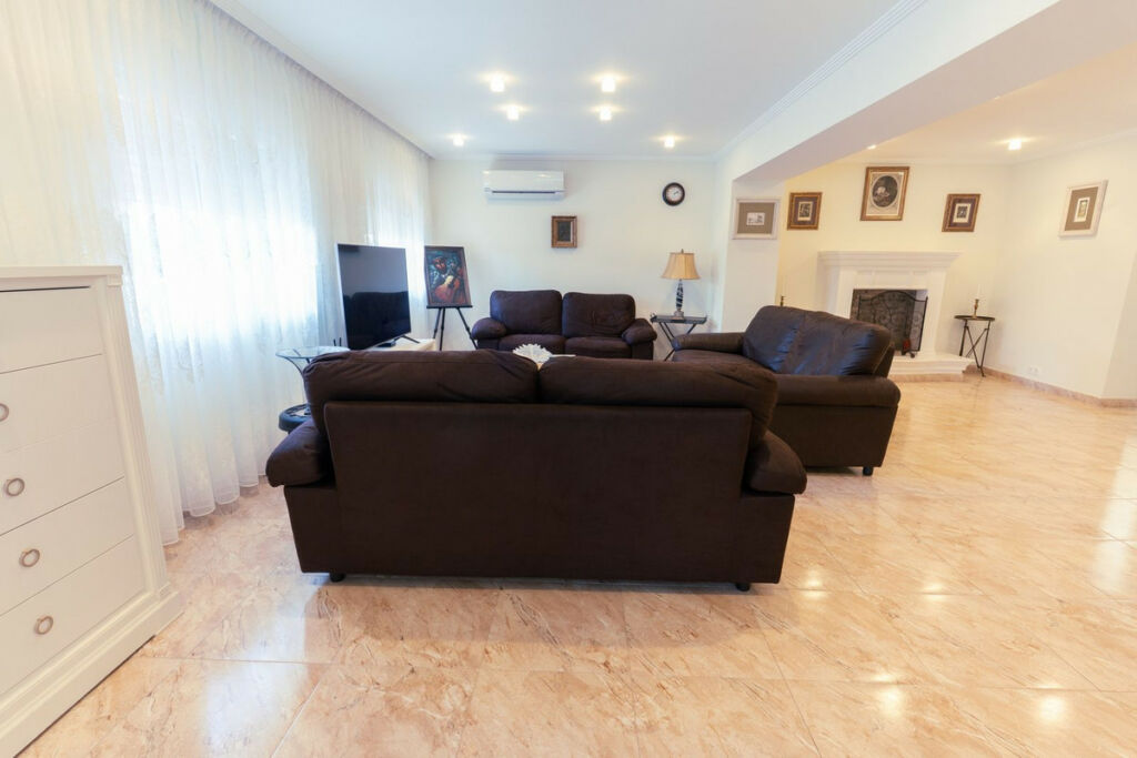Detached Villa Los Balcones Alicante - image 10