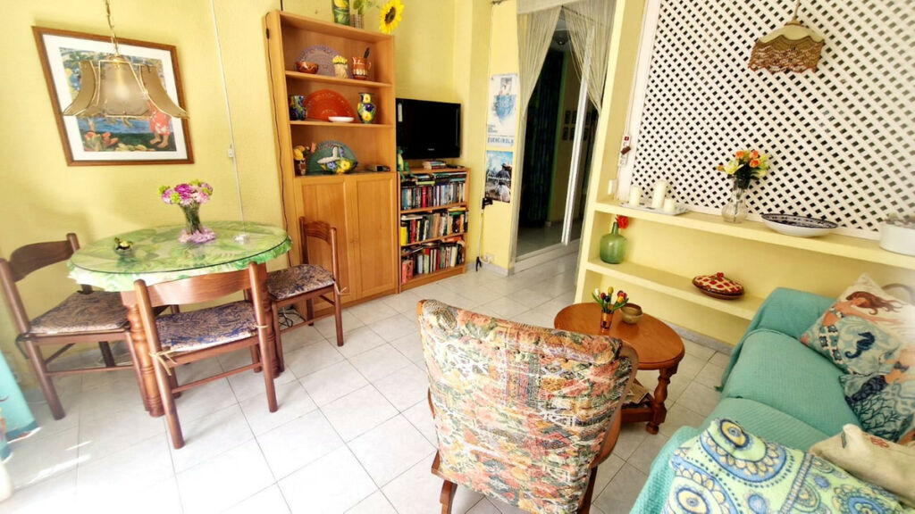 Middle Floor Studio Fuengirola Málaga - image 11