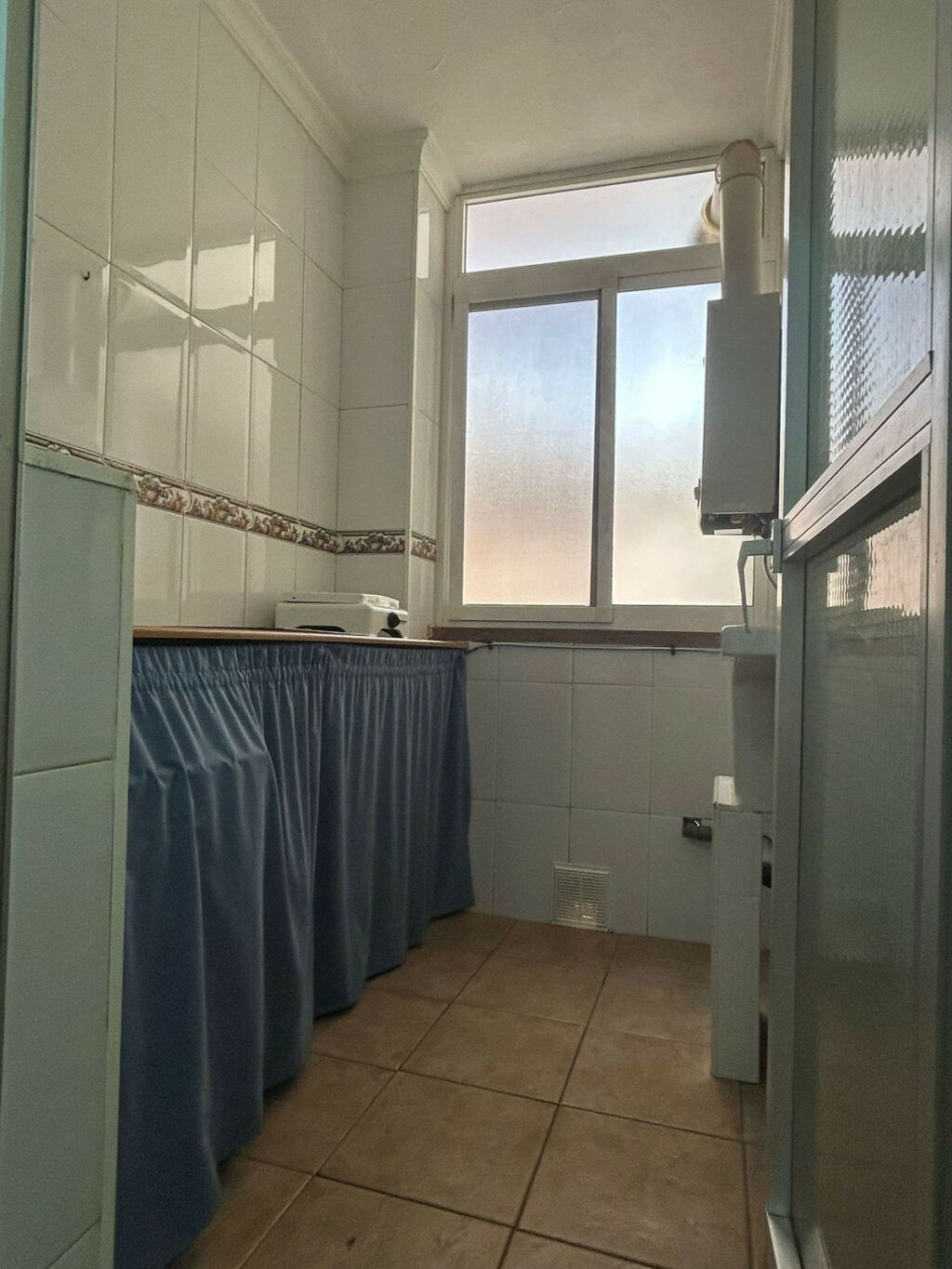 Middle Floor Apartment Estepona Málaga - image 11