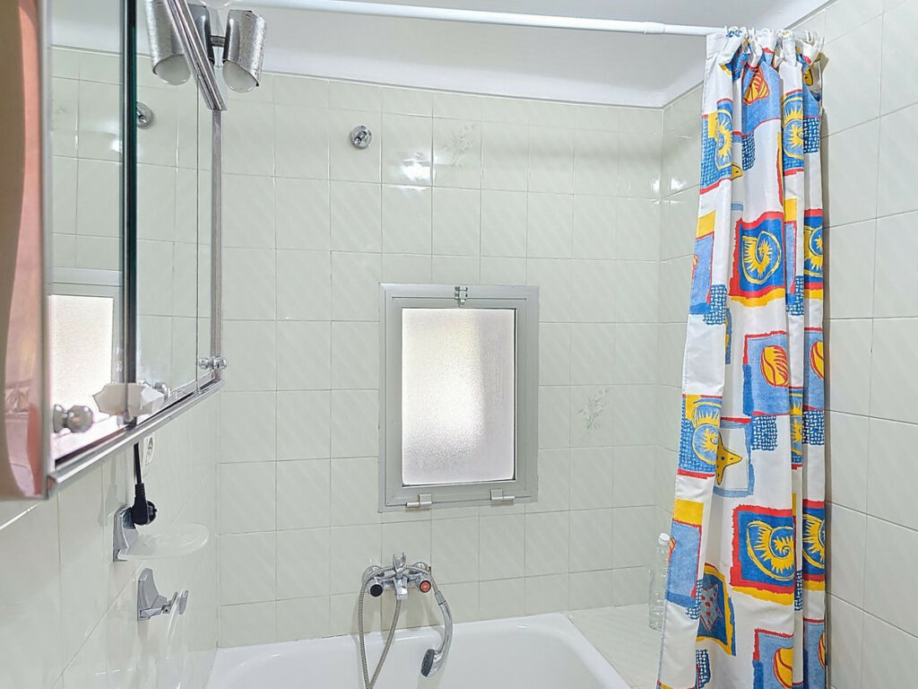 Townhouse Canillas de Aceituno Málaga - image 11