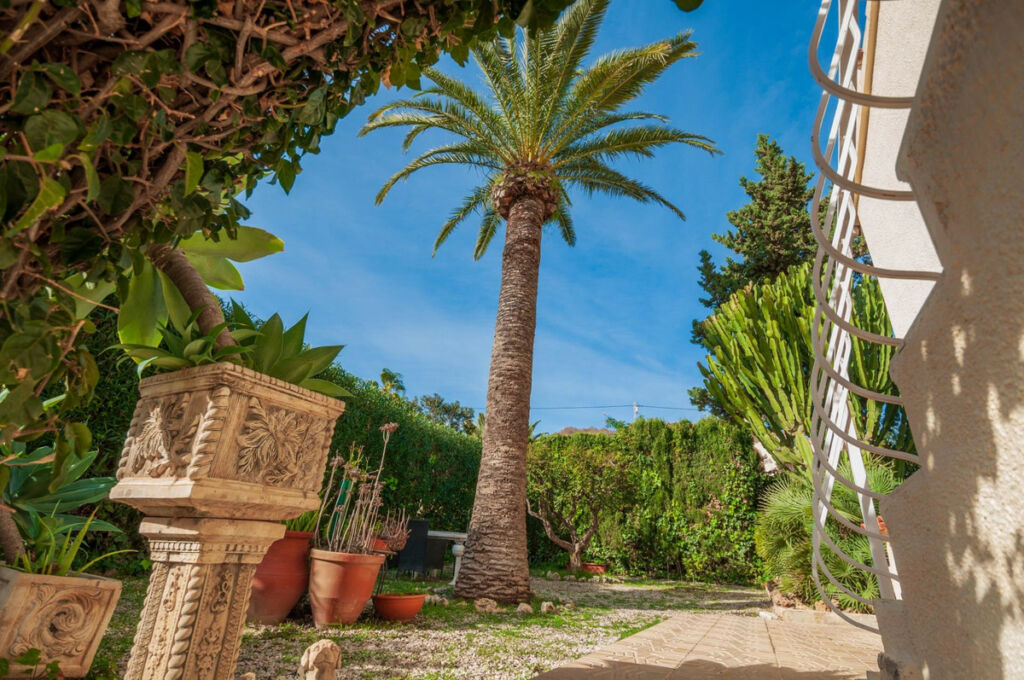 Detached Villa Calpe Alicante - image 11
