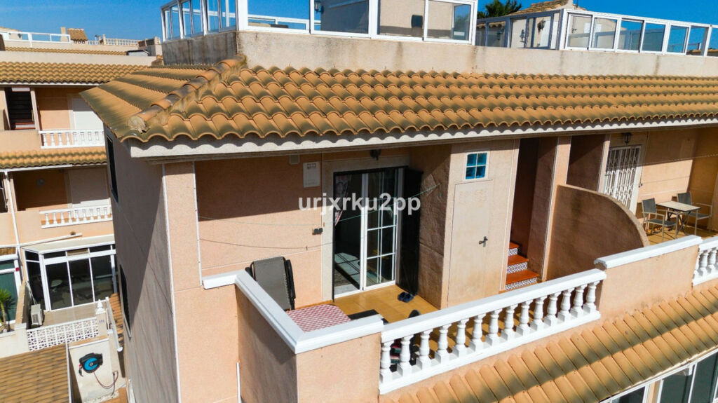 Townhouse Torrevieja Alicante - image 11