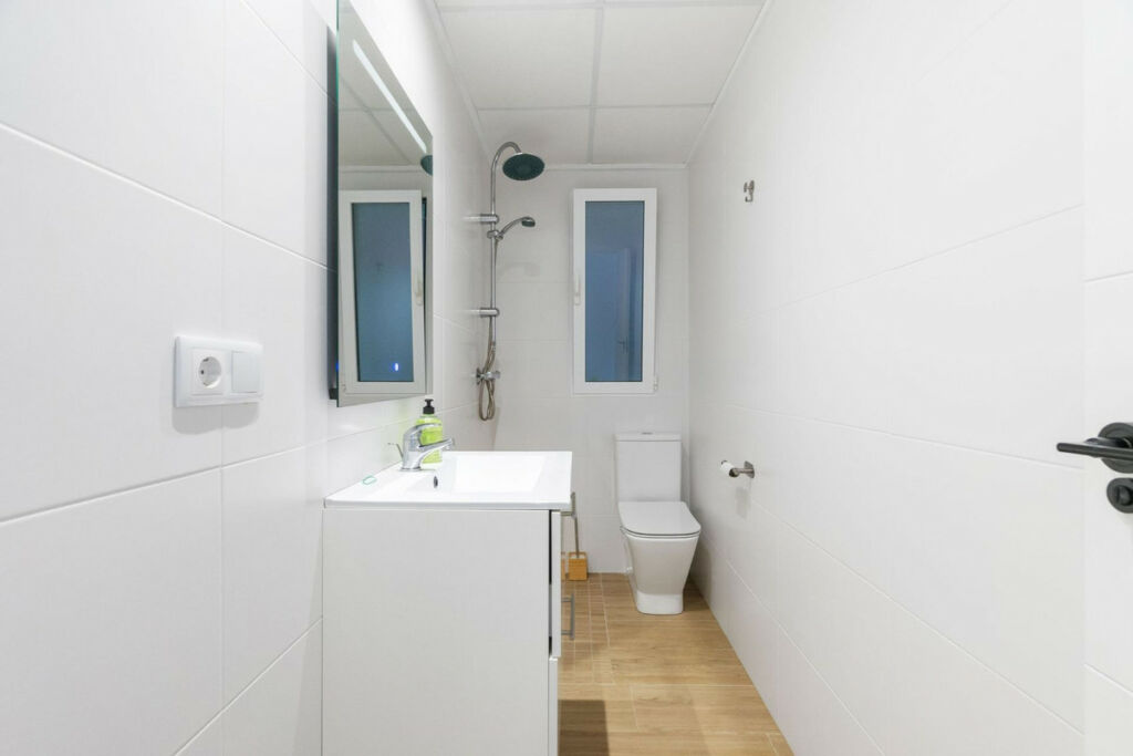 Middle Floor Apartment Playa Del Cura Alicante - image 11