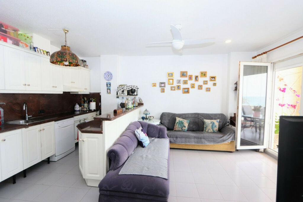 Middle Floor Apartment Playa Flamenca Alicante - image 11