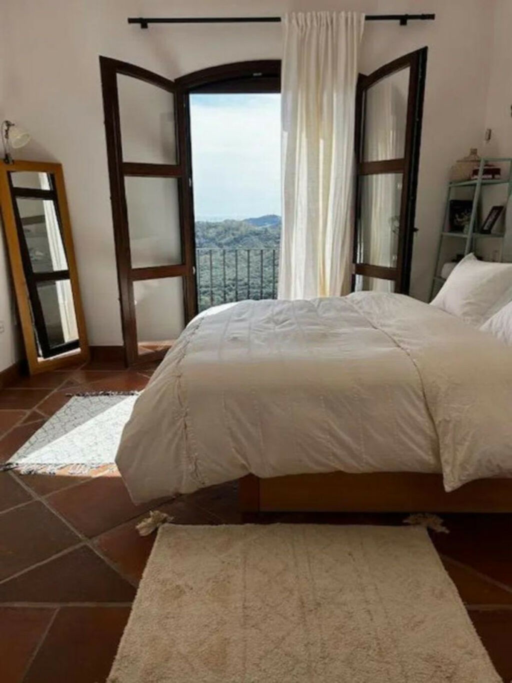 Townhouse Benahavís Málaga - image 11