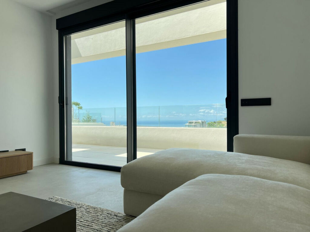 Middle Floor Apartment Marbella Málaga - image 11