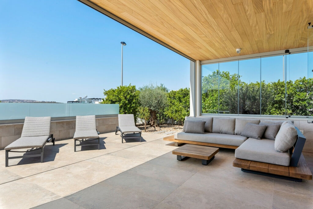 Detached Villa Benijofar Alicante - image 11