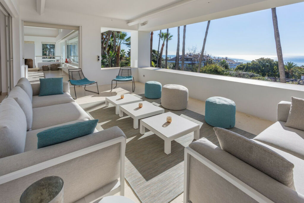 Detached Villa Marbella Málaga - image 11