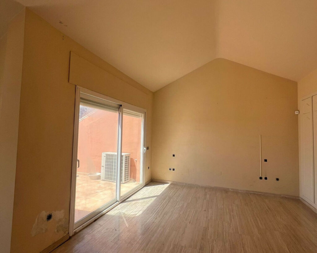 Penthouse Puerto Banús Málaga - image 11