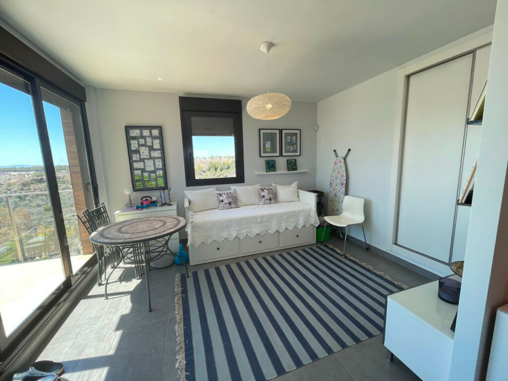 Middle Floor Apartment Las Ramblas Golf Alicante - image 11