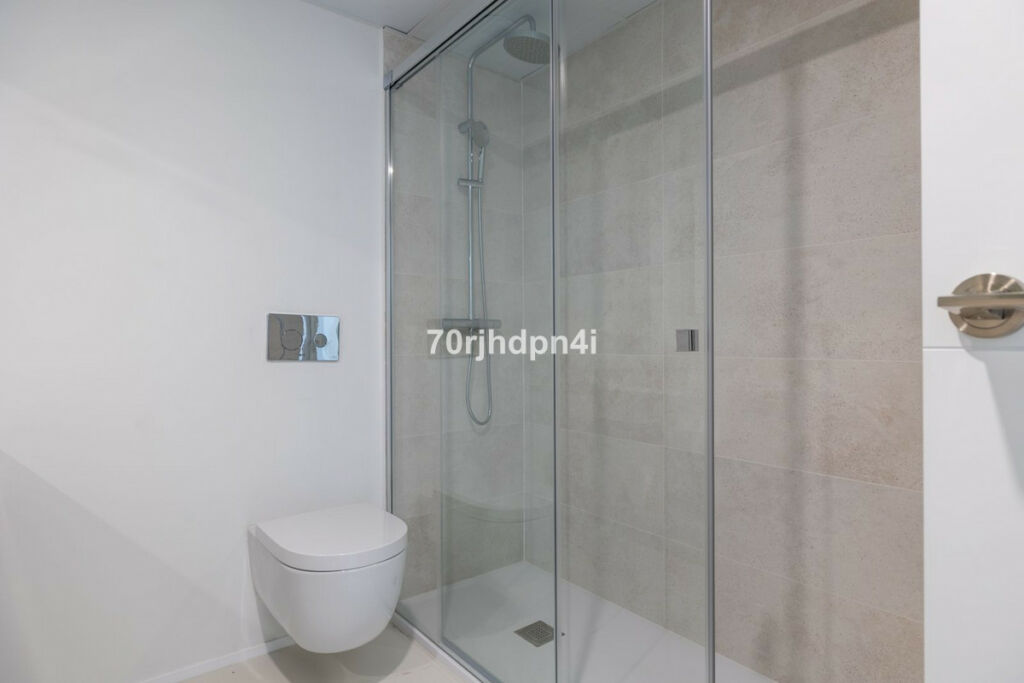 Ground Floor Apartment Casares Málaga - image 11