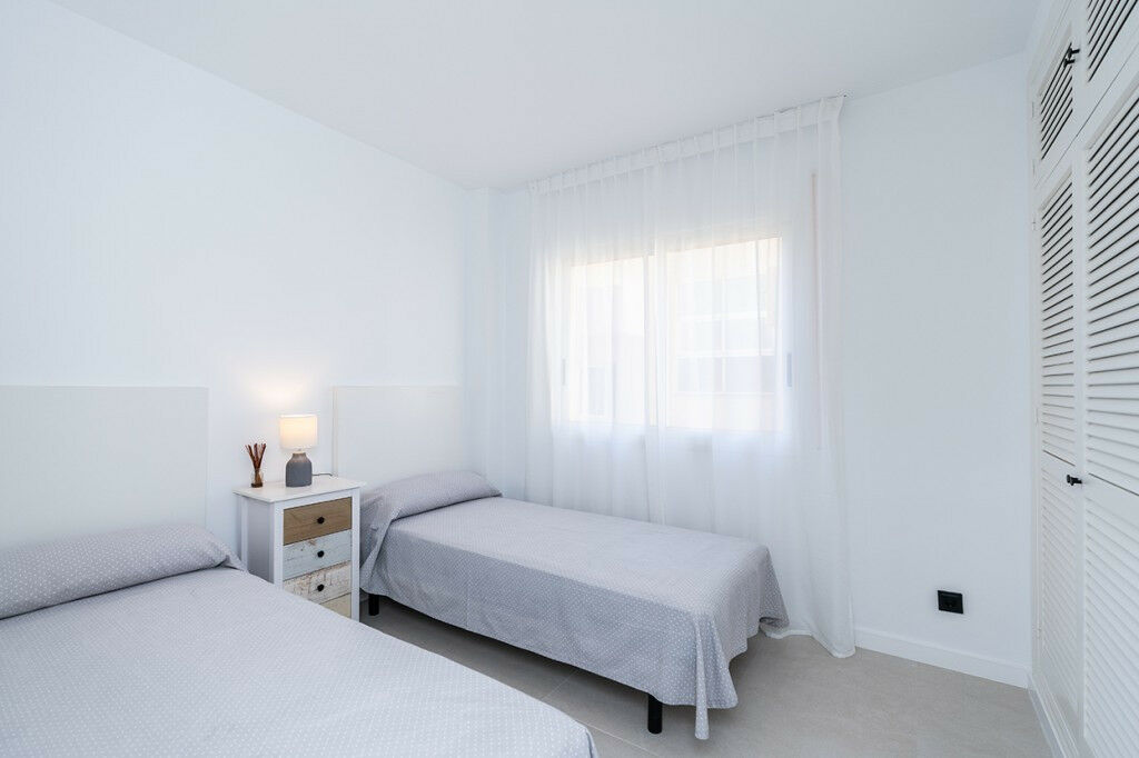 Middle Floor Apartment Marbella Málaga - image 12