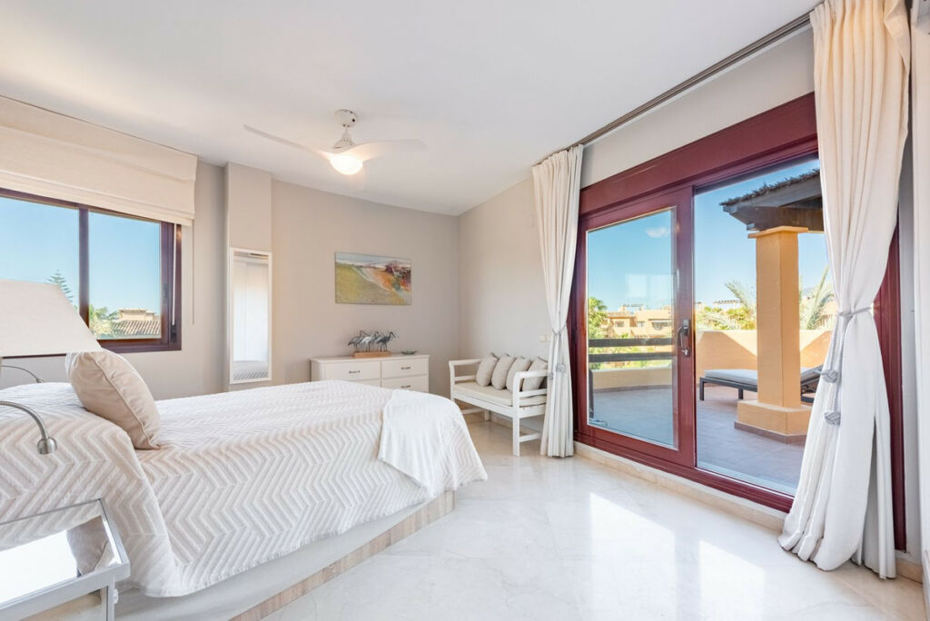 Penthouse Costalita Málaga - image 12