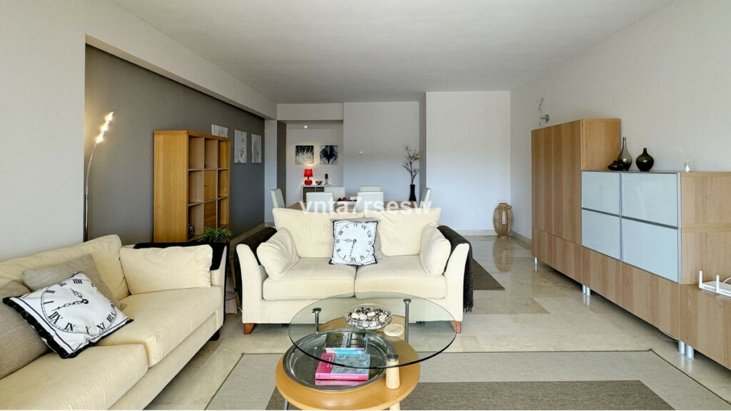 Middle Floor Apartment Riviera del Sol Málaga - image 12