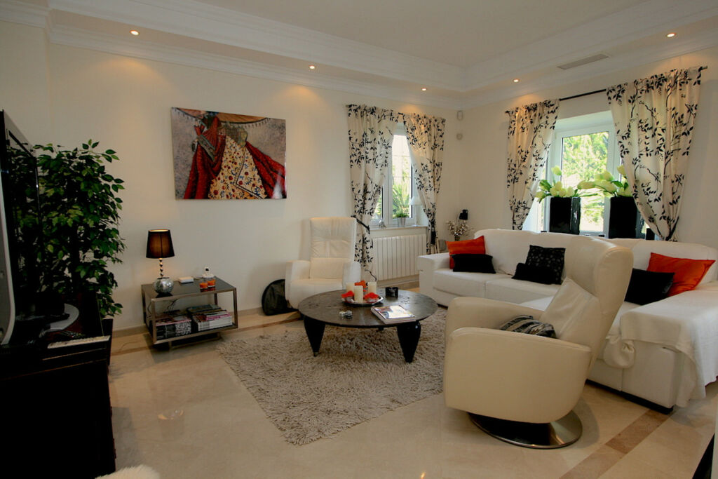 Detached Villa Mijas Málaga - image 5