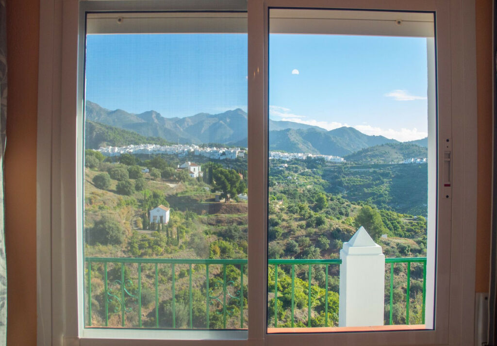 Detached Villa Frigiliana Málaga - image 12