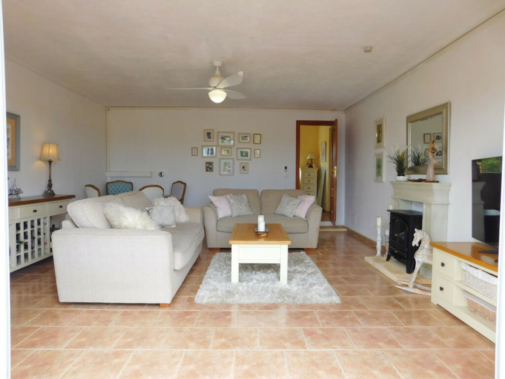 Detached Villa Dolores Alicante - image 12