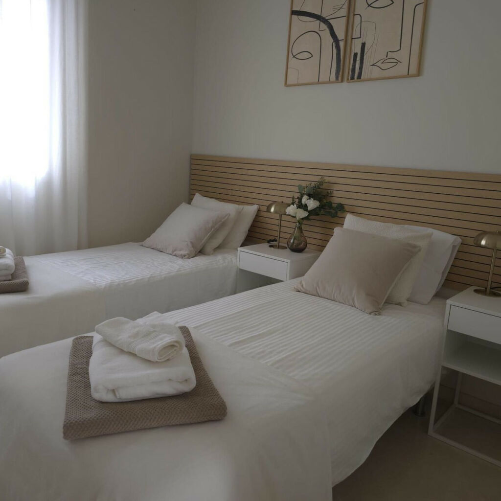 Middle Floor Apartment Valle Romano Málaga - image 12