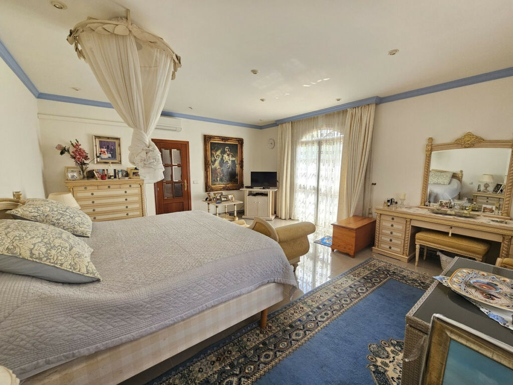 Detached Villa Alhaurín de la Torre Málaga - image 26