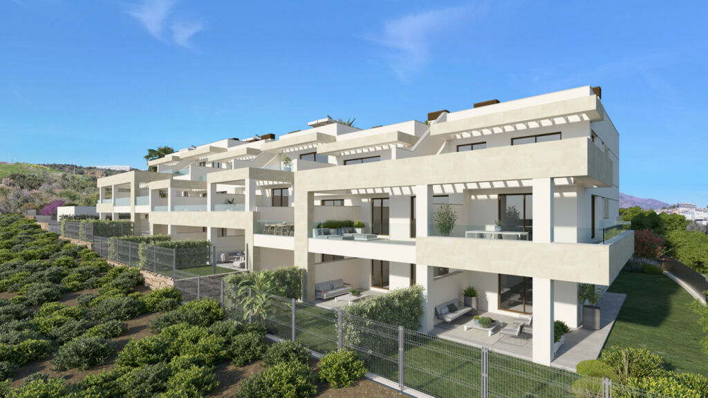 Middle Floor Apartment Estepona Málaga - image 12