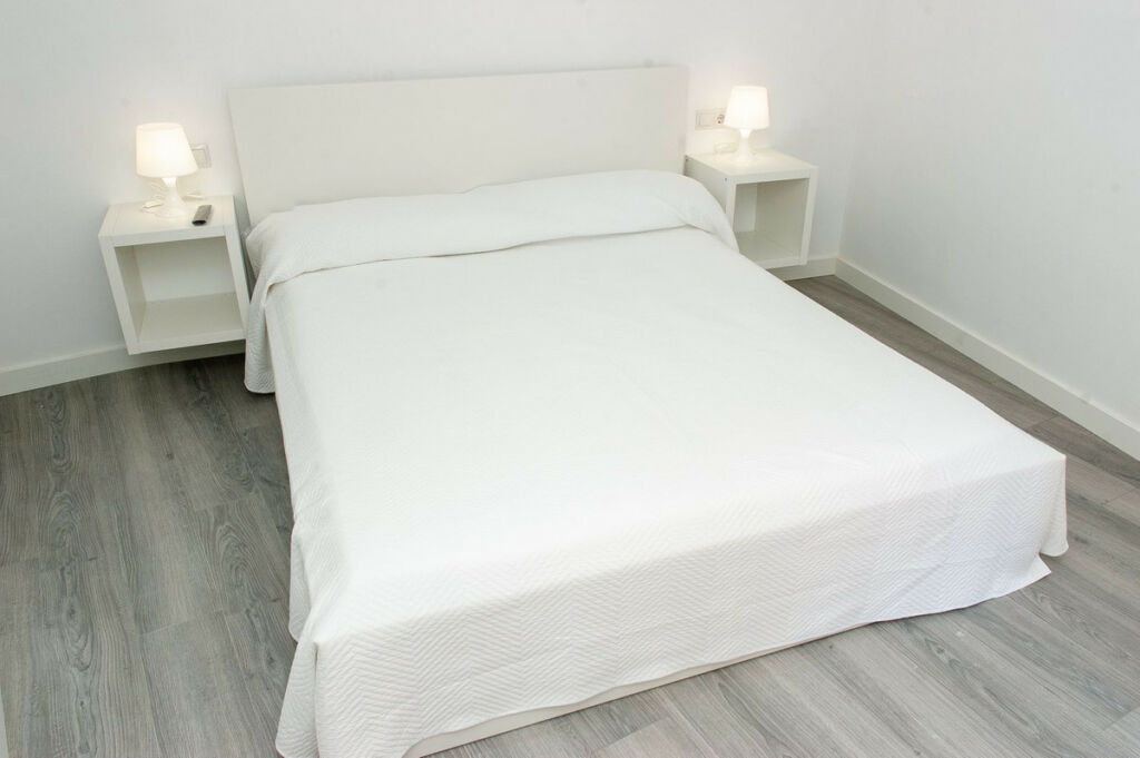 Middle Floor Apartment Fuengirola Málaga - image 12