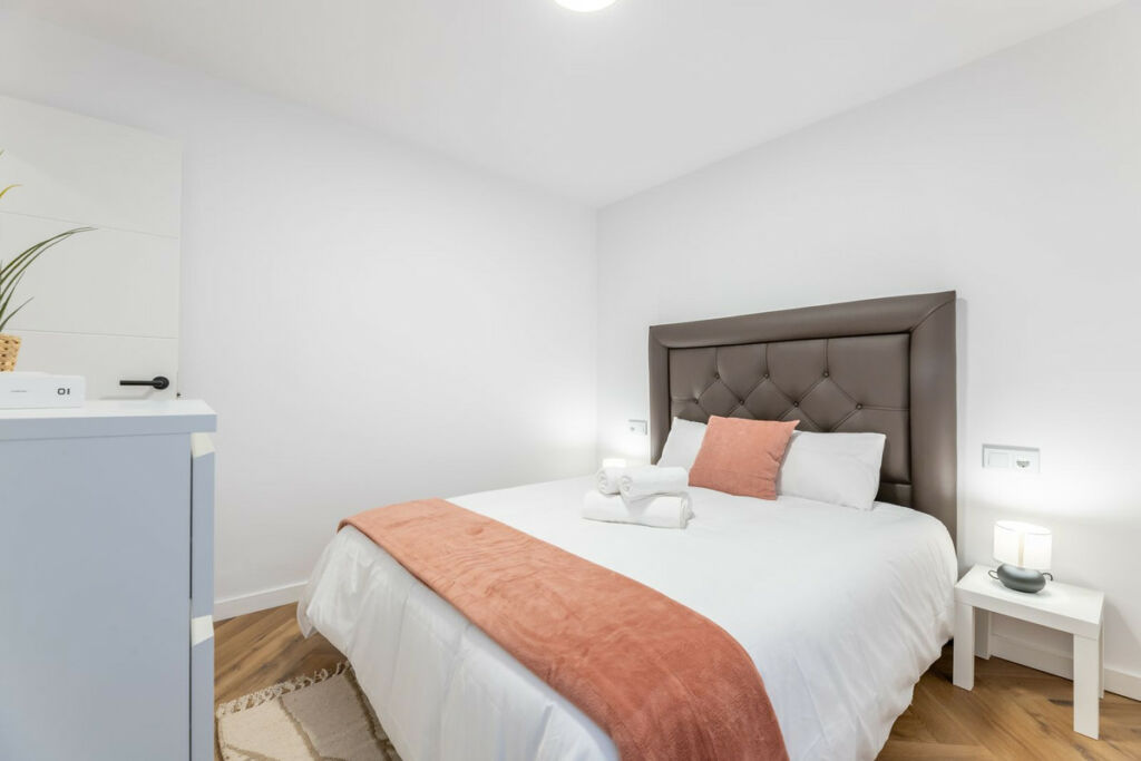 Middle Floor Apartment Málaga Centro Málaga - image 12