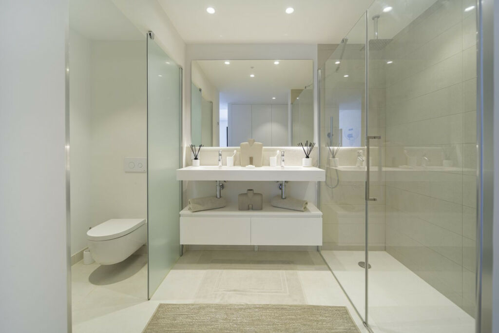 Top Floor Apartment Fuengirola Málaga - image 12