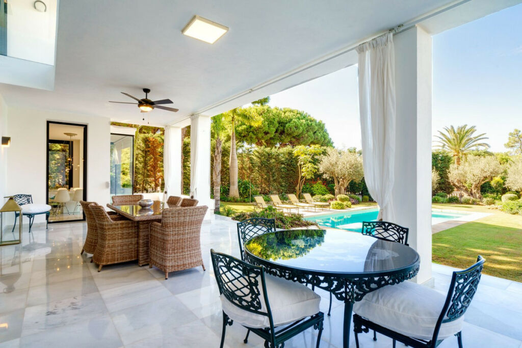 Detached Villa Hacienda Las Chapas Málaga - image 12