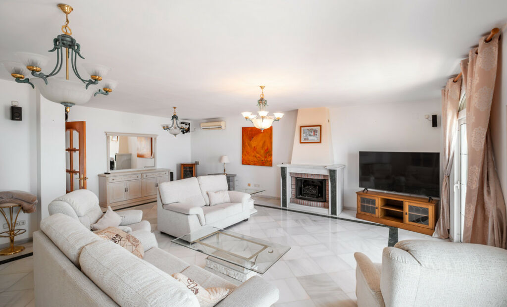 Detached Villa Benalmadena Málaga - image 12