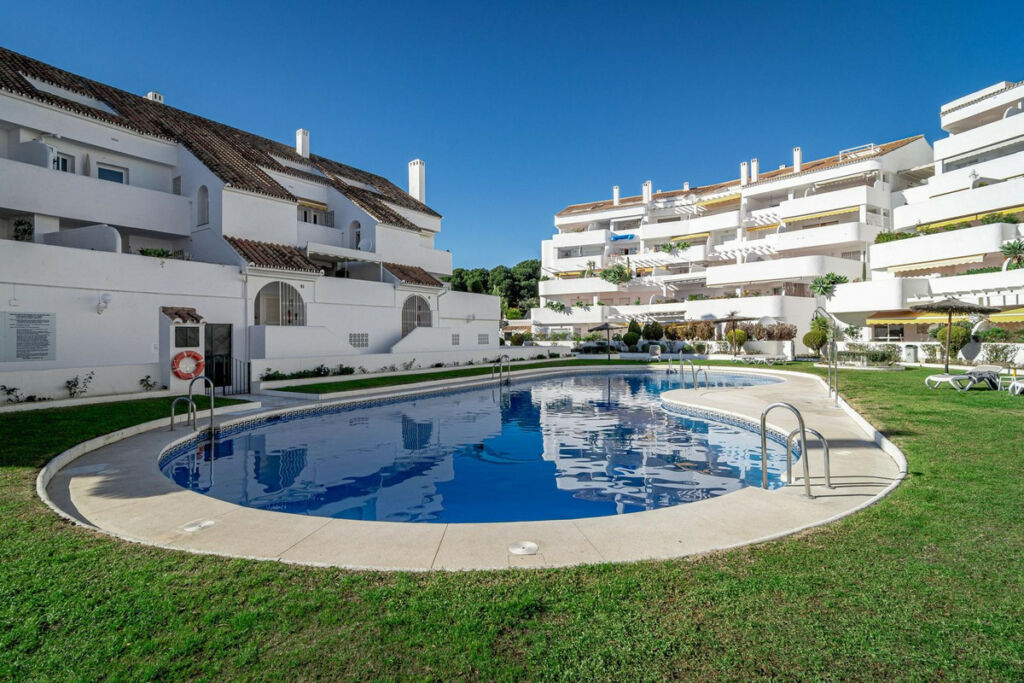 Penthouse Duplex Nueva Andalucía Málaga - image 14