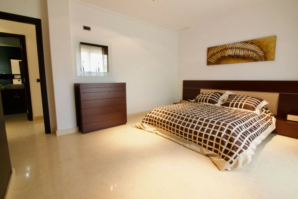 Detached Villa Orihuela Costa Alicante - image 12