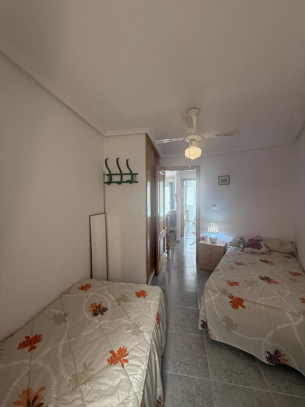 Middle Floor Apartment Torrevieja Alicante - image 12