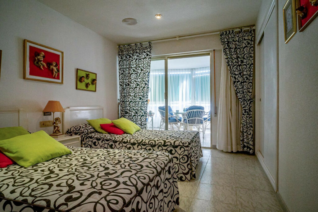 Middle Floor Apartment Benidorm Alicante - image 12
