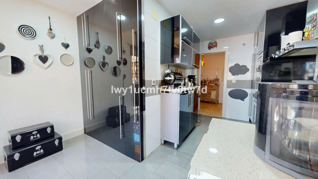 Ground Floor Apartment Cala del Moral Málaga - image 11