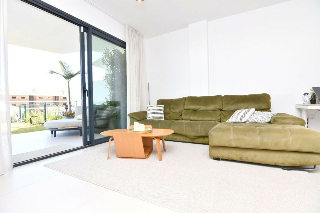 Ground Floor Apartment Benalmadena Pueblo Málaga - image 12