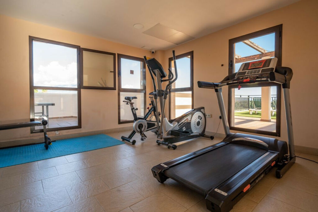 Ground Floor Apartment Benahavís Málaga - image 12