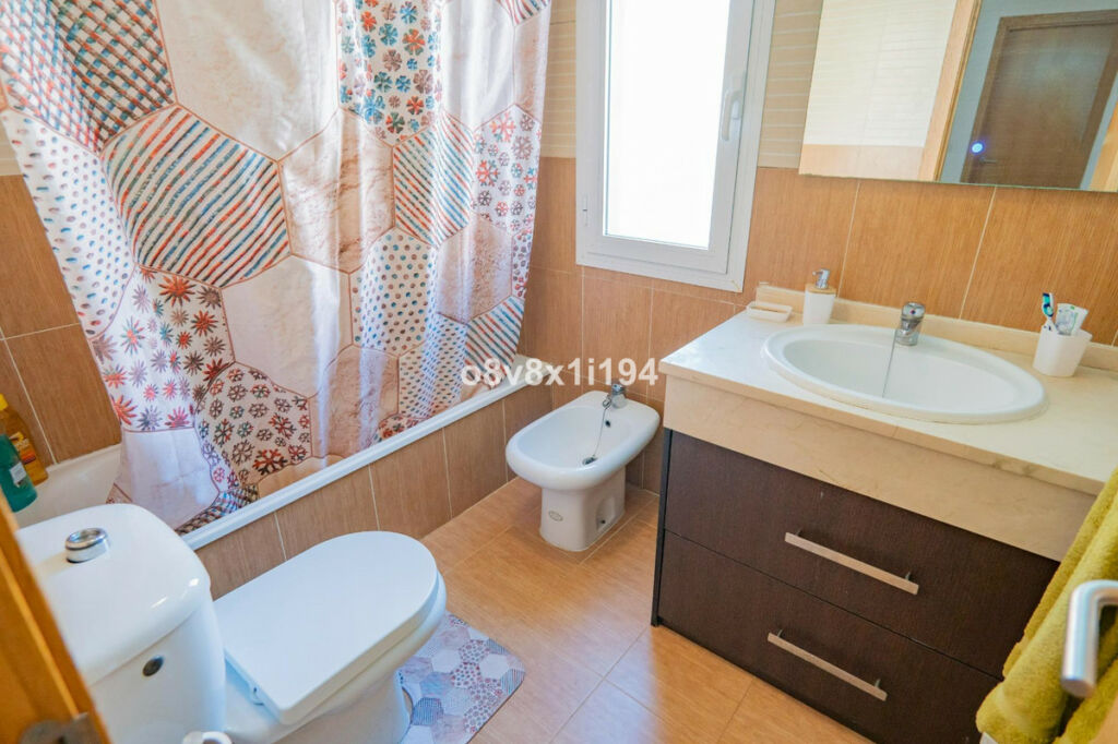 Townhouse Benajarafe Málaga - image 12