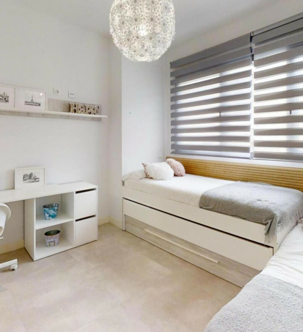 Townhouse El Chaparral Málaga - image 12