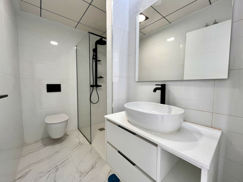 Ground Floor Apartment Playa Flamenca Alicante - image 12