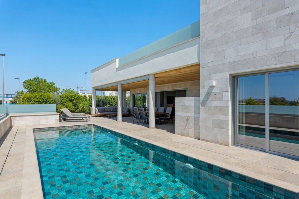Detached Villa Benijofar Alicante - image 12