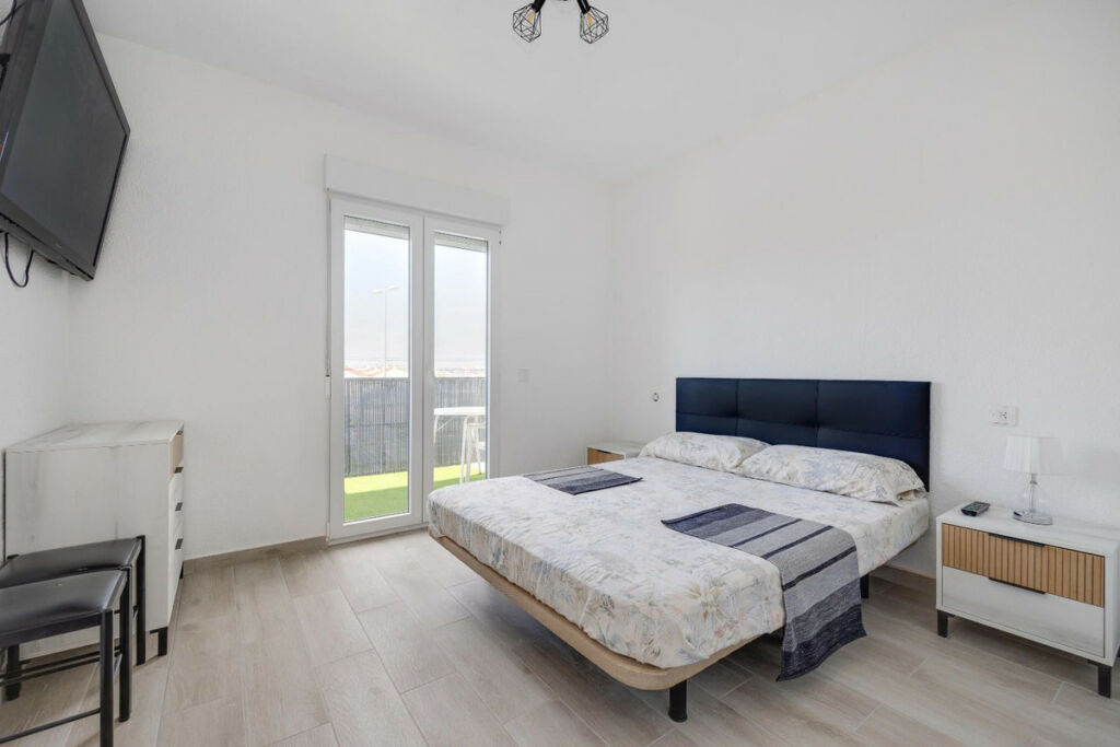 Duplex Torrevieja Alicante - image 12